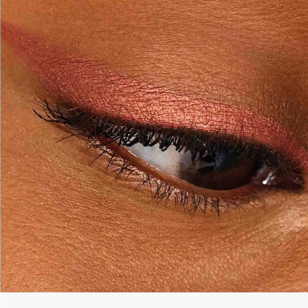 Victoria Beckham Satin Kajal Eyeliner in Copper. New In Box - Picture 4 of 4
